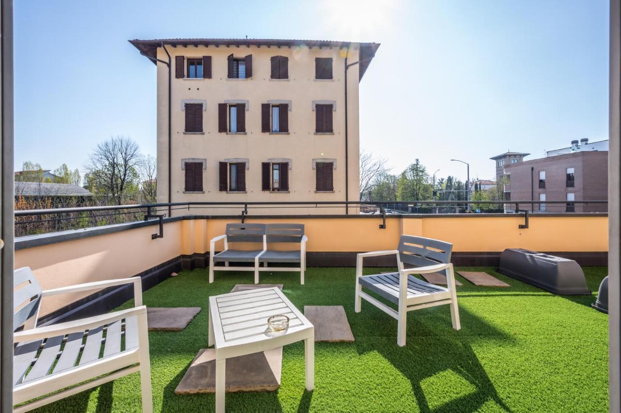 Suite 649 Mono Con Terrazzo Модена Экстерьер фото